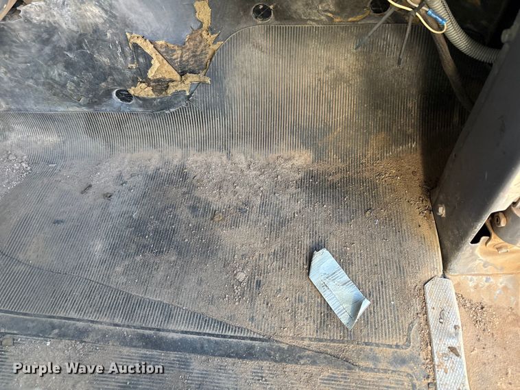 image for item EF6115 1999 Mack RD600GK dump truck