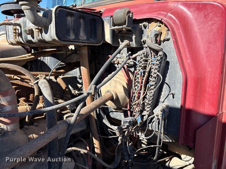 image for item EF6115 1999 Mack RD600GK dump truck