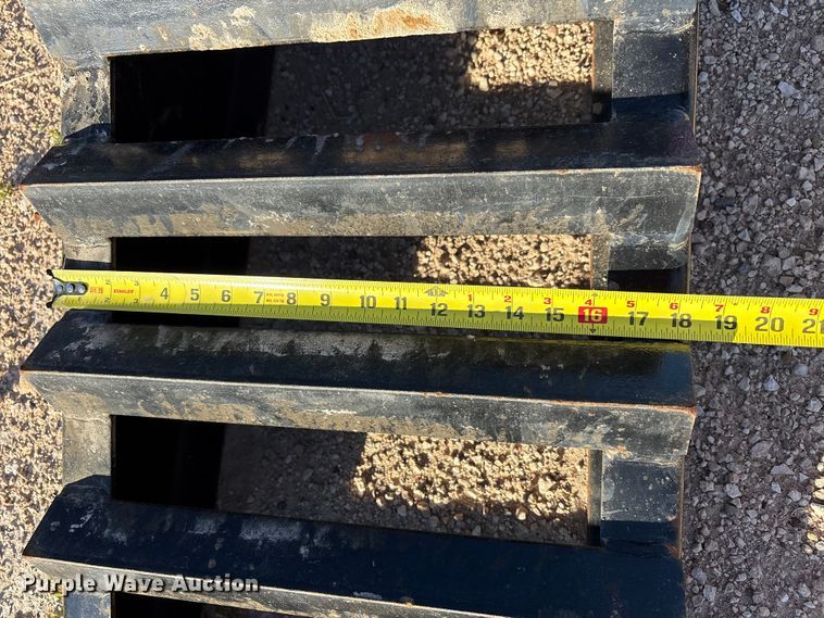 image for item EF6128 2014 Big Tex 22GN-30BK+5CP equipment trailer