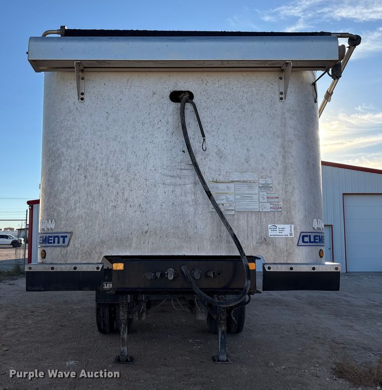 image for item EF6129 2018 Clement ADW2837SFT SPRE end dump trailer
