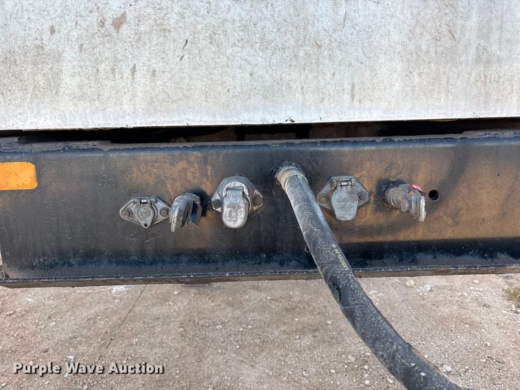 image for item EF6129 2018 Clement ADW2837SFT SPRE end dump trailer