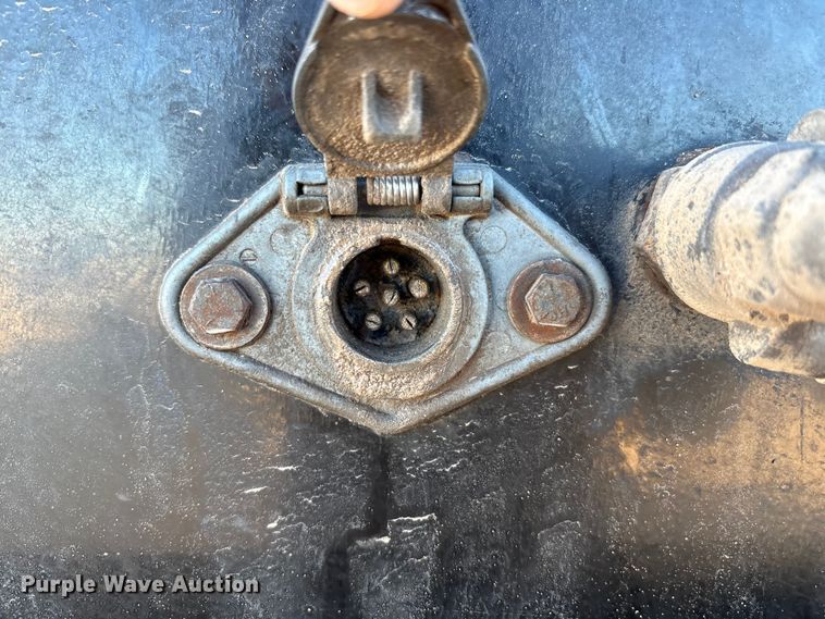 image for item EF6129 2018 Clement ADW2837SFT SPRE end dump trailer