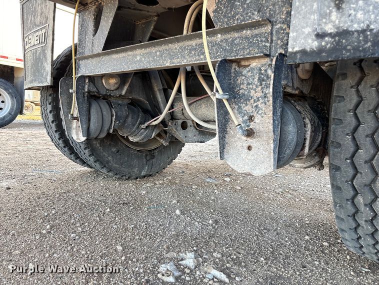 image for item EF6129 2018 Clement ADW2837SFT SPRE end dump trailer