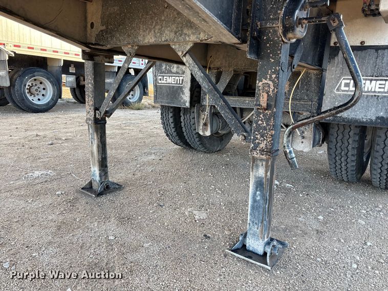 image for item EF6129 2018 Clement ADW2837SFT SPRE end dump trailer