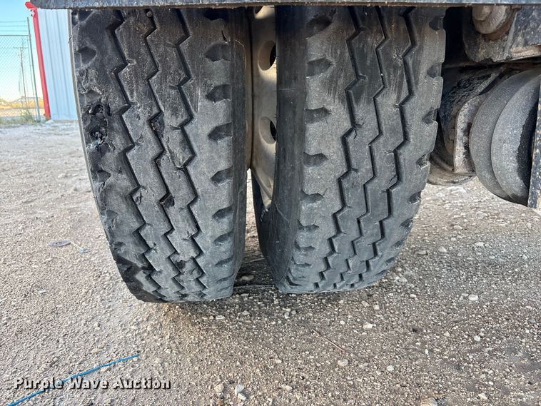 image for item EF6129 2018 Clement ADW2837SFT SPRE end dump trailer