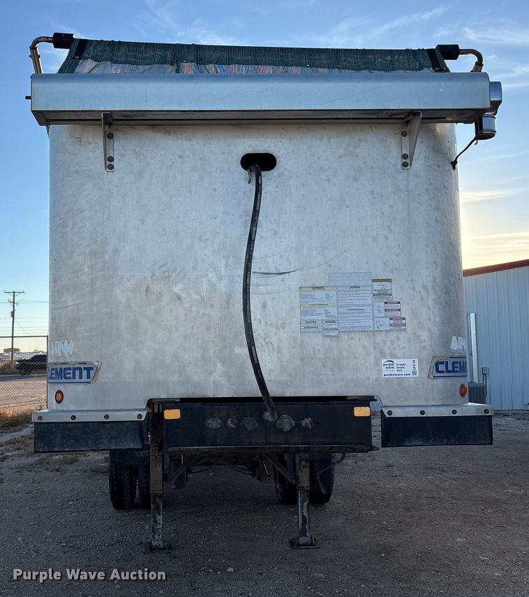 image for item EF6130 2018 Clement AWS2837FT SPRD end dump trailer