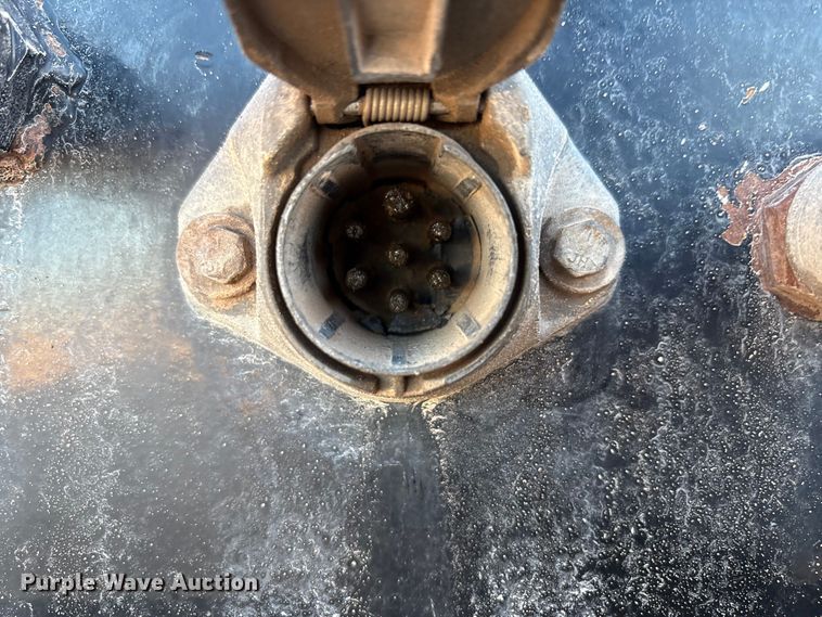 image for item EF6130 2018 Clement AWS2837FT SPRD end dump trailer