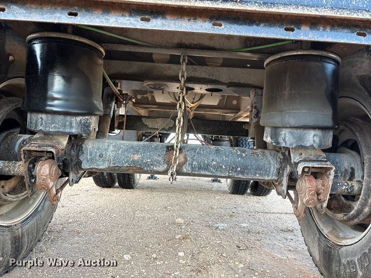 image for item EF6130 2018 Clement AWS2837FT SPRD end dump trailer