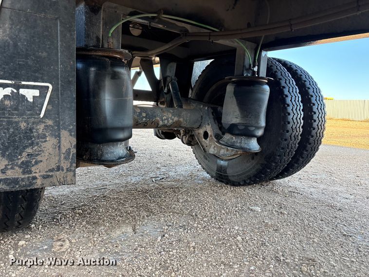 image for item EF6130 2018 Clement AWS2837FT SPRD end dump trailer