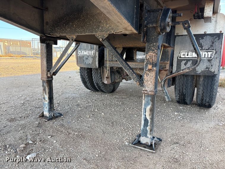 image for item EF6130 2018 Clement AWS2837FT SPRD end dump trailer