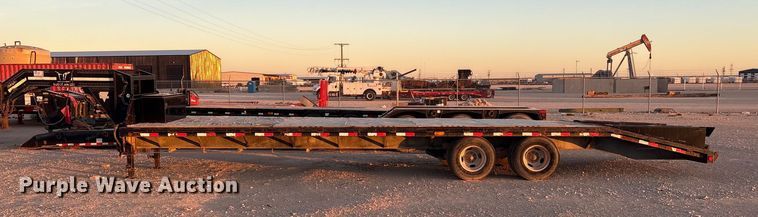 image for item EF6133 2009 PJ Trailers equipment trailer