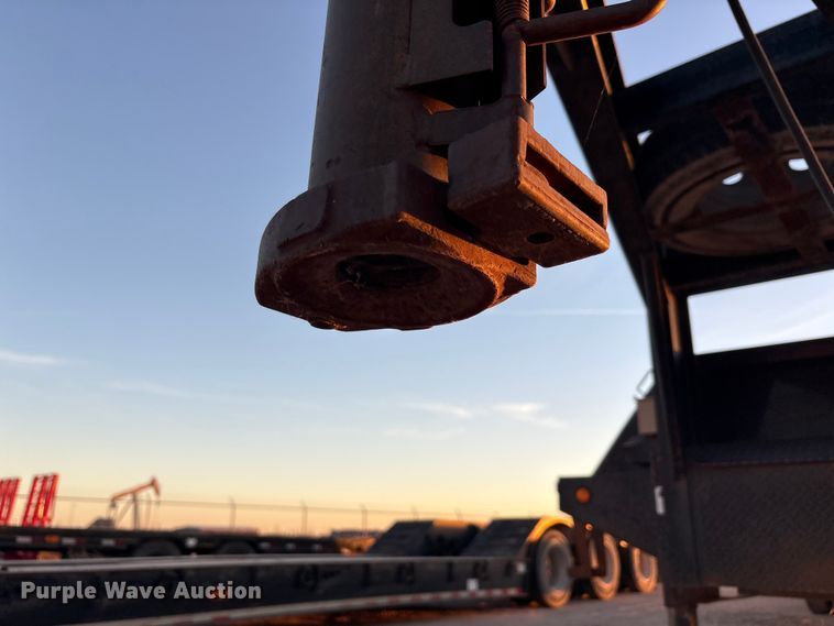 image for item EF6133 2009 PJ Trailers equipment trailer