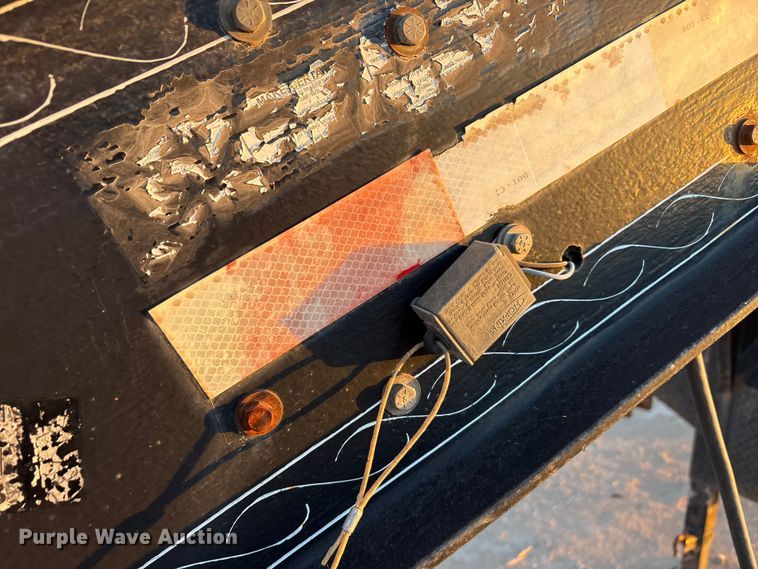 image for item EF6133 2009 PJ Trailers equipment trailer