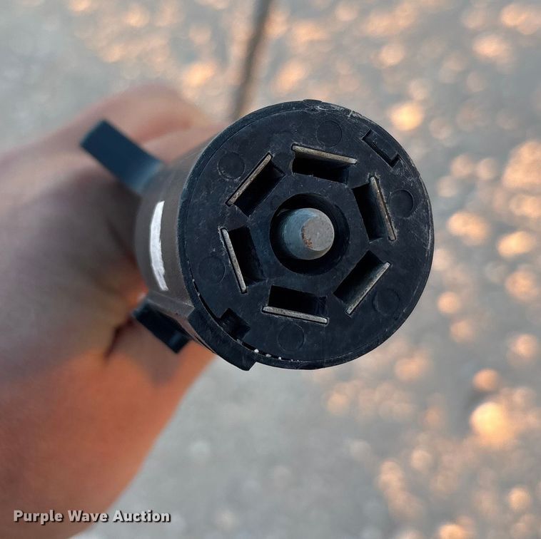 image for item EF6133 2009 PJ Trailers equipment trailer