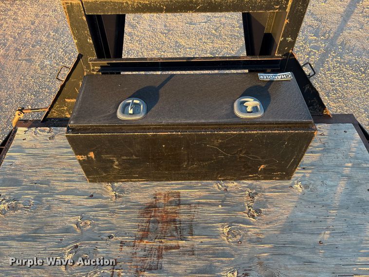 image for item EF6133 2009 PJ Trailers equipment trailer