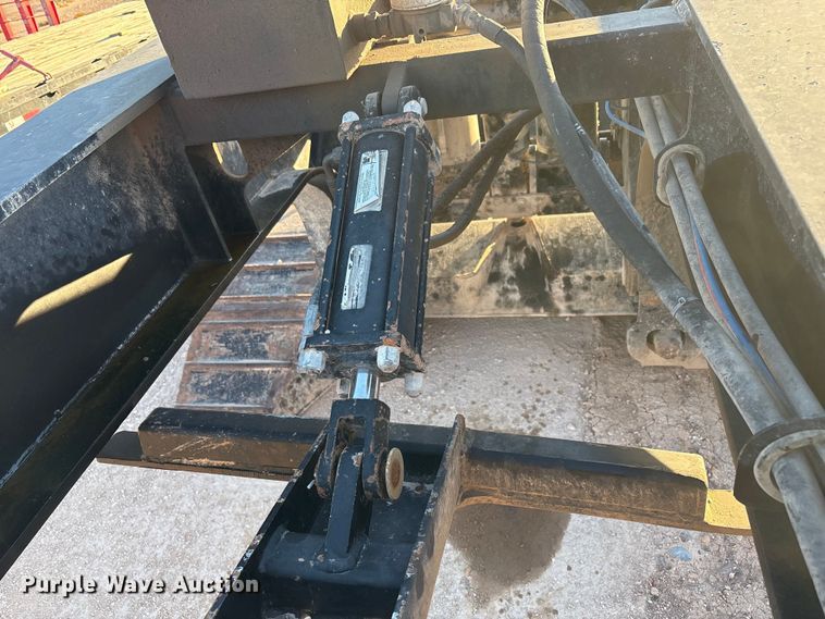 image for item EF6134 2017 Rampant Trailers lowboy equipment trailer