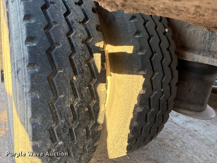 image for item EF6134 2017 Rampant Trailers lowboy equipment trailer