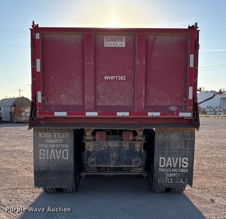 image for item EF6135 2016 International 7400 dump truck