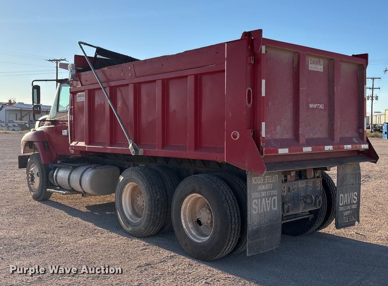 image for item EF6135 2016 International 7400 dump truck