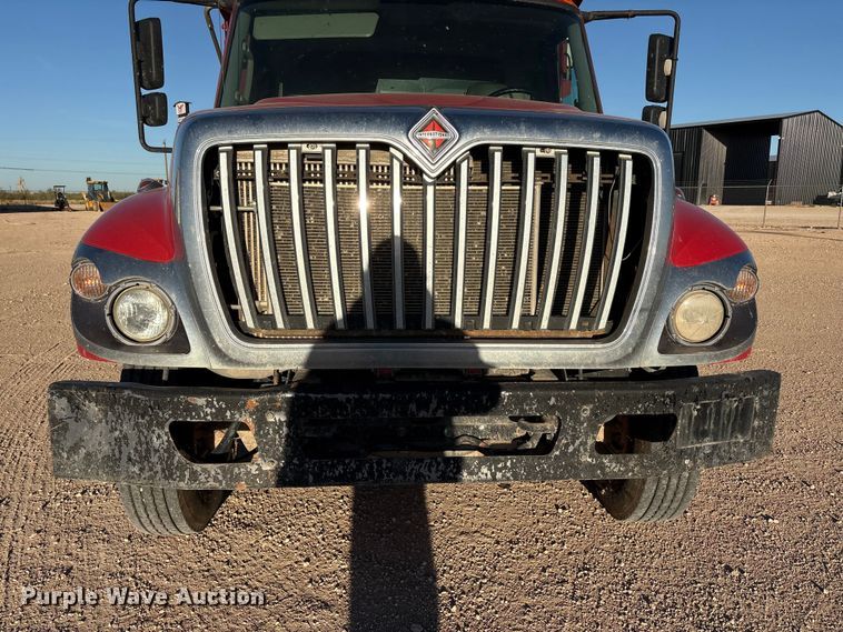 image for item EF6135 2016 International 7400 dump truck