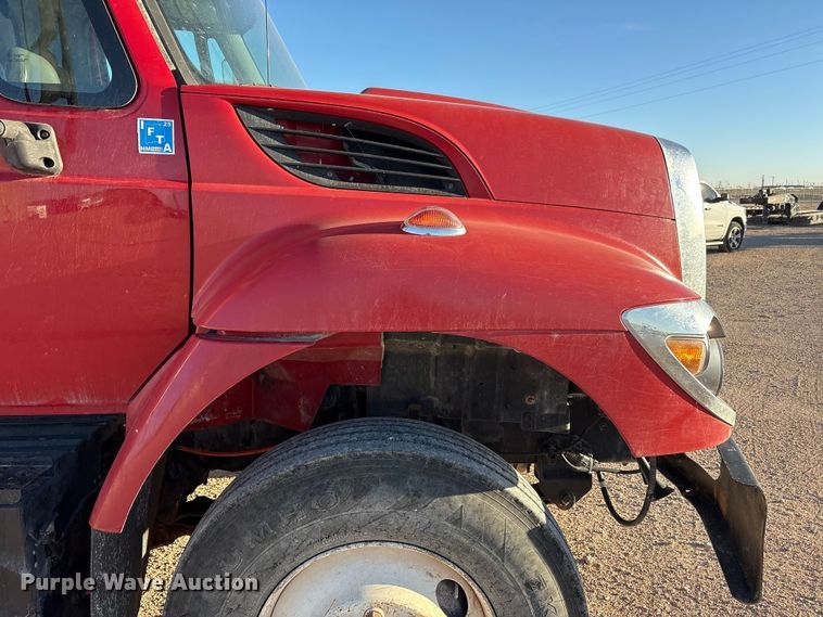 image for item EF6135 2016 International 7400 dump truck