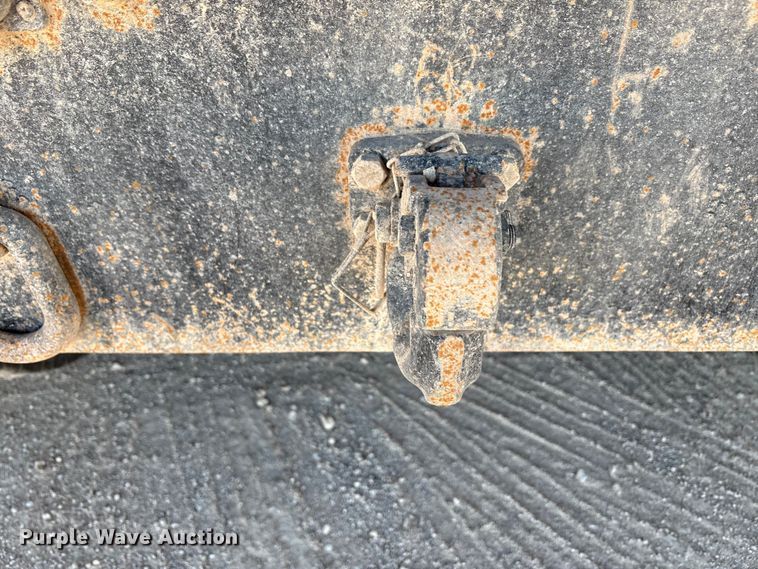 image for item EF6135 2016 International 7400 dump truck