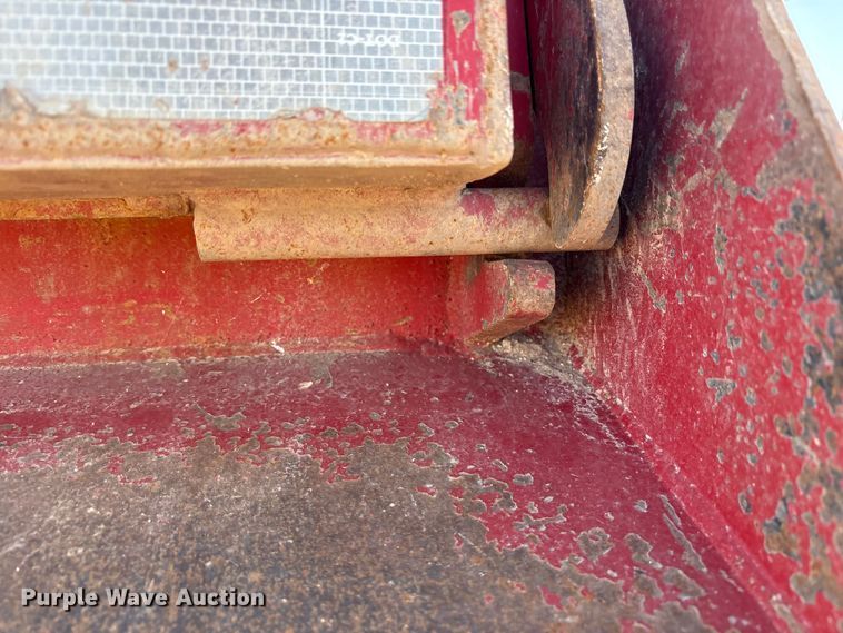 image for item EF6135 2016 International 7400 dump truck