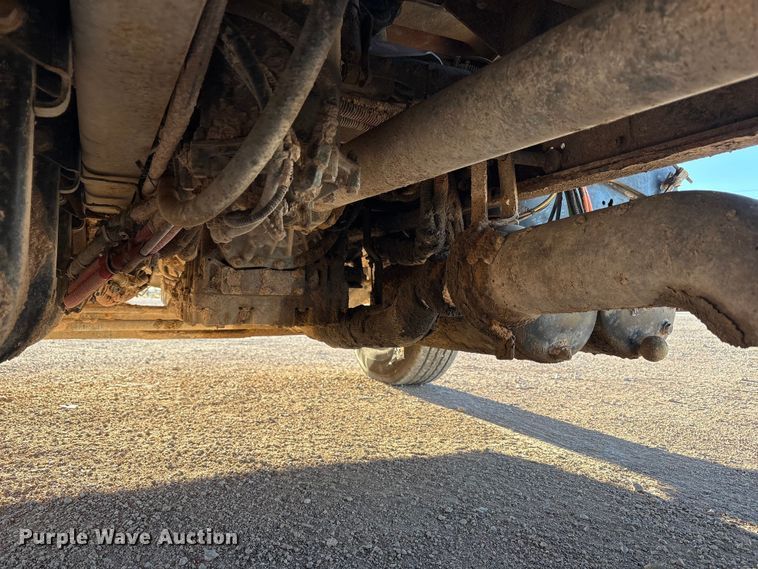 image for item EF6135 2016 International 7400 dump truck