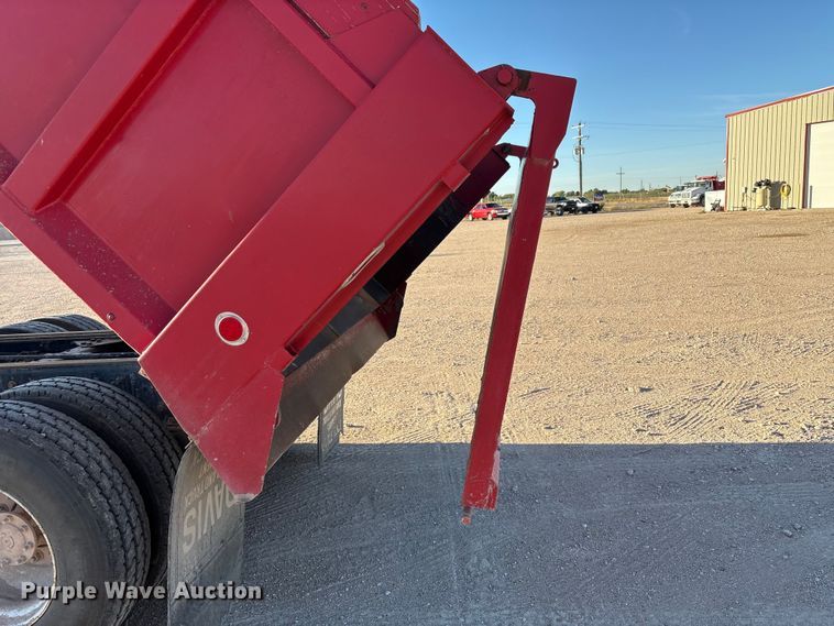 image for item EF6135 2016 International 7400 dump truck