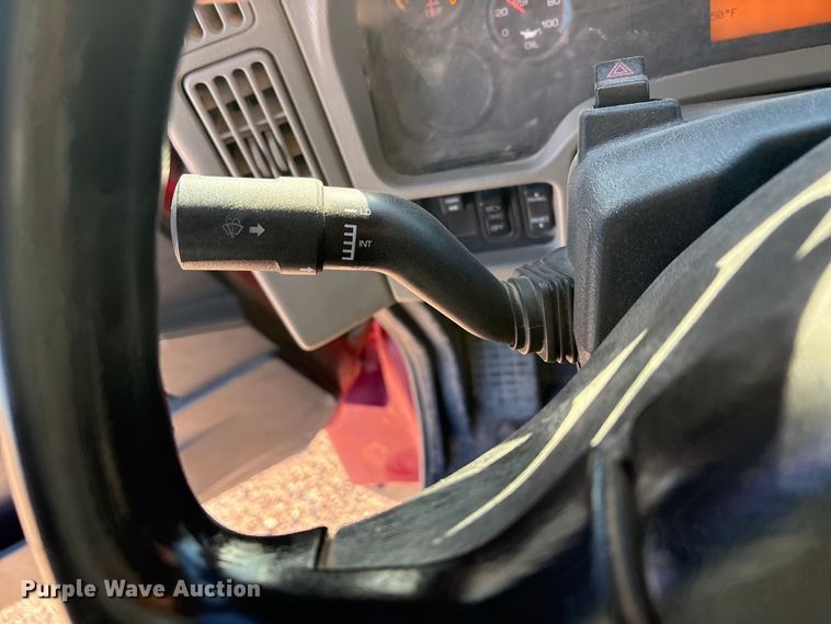 image for item EF6135 2016 International 7400 dump truck