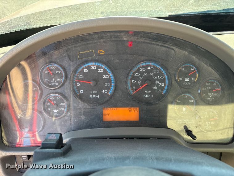 image for item EF6135 2016 International 7400 dump truck