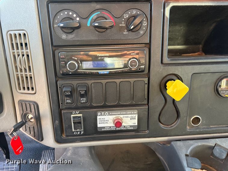 image for item EF6135 2016 International 7400 dump truck