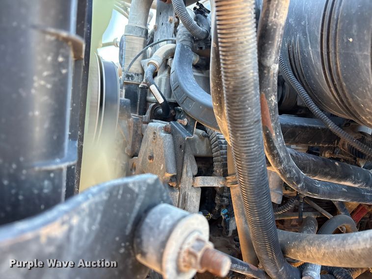 image for item EF6135 2016 International 7400 dump truck