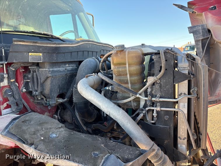 image for item EF6135 2016 International 7400 dump truck