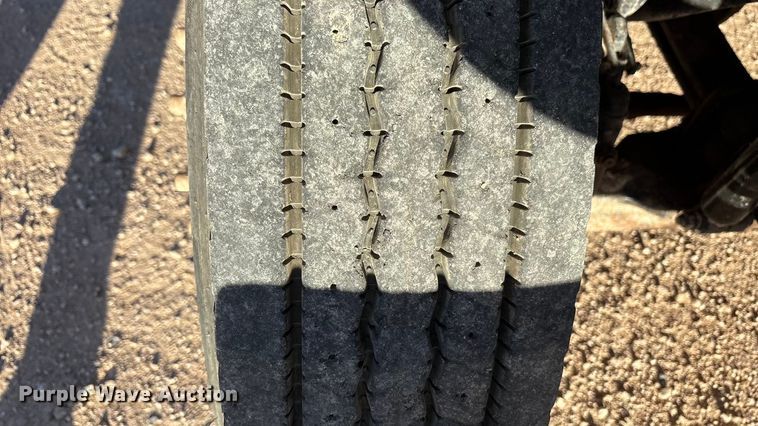 image for item EF6135 2016 International 7400 dump truck