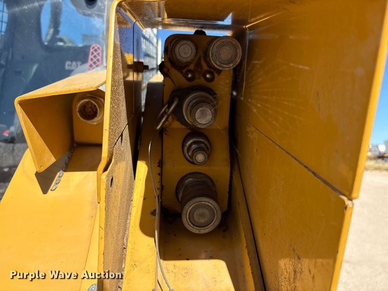 image for item EF6154 2017 Caterpillar 299D2 XHP tracked skid steer loader