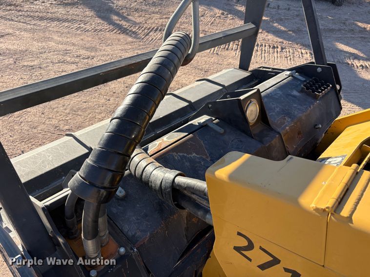 image for item EF6154 2017 Caterpillar 299D2 XHP tracked skid steer loader