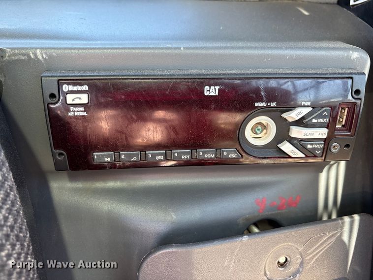 image for item EF6154 2017 Caterpillar 299D2 XHP tracked skid steer loader