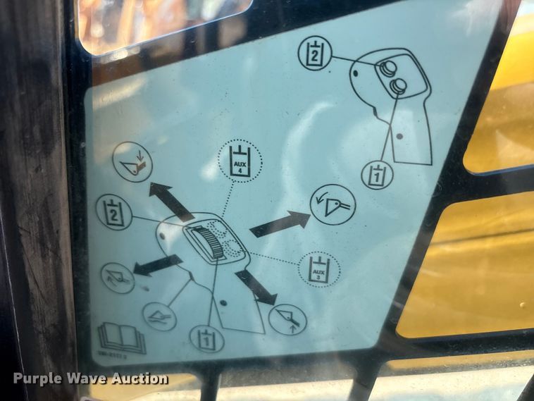 image for item EF6154 2017 Caterpillar 299D2 XHP tracked skid steer loader