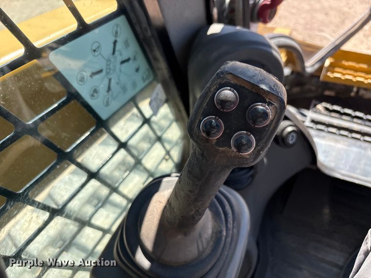 image for item EF6154 2017 Caterpillar 299D2 XHP tracked skid steer loader