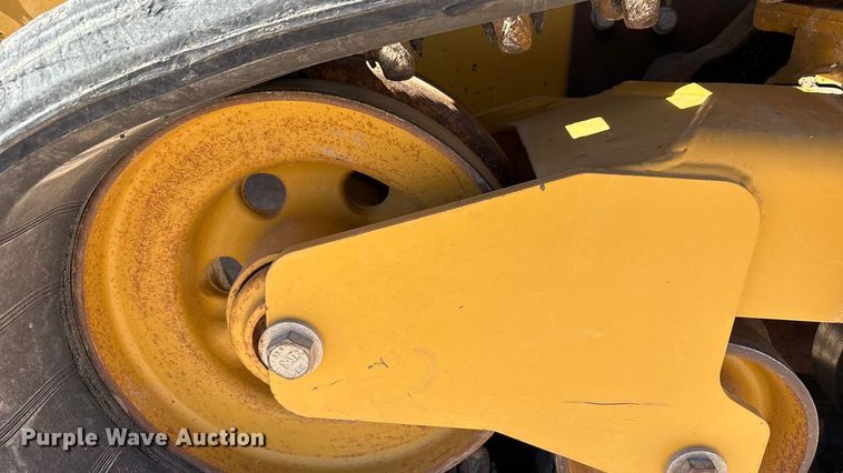 image for item EF6154 2017 Caterpillar 299D2 XHP tracked skid steer loader