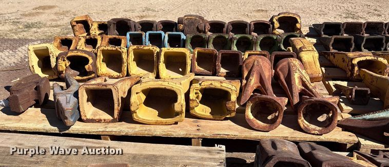 image for item EF6159 (178) bucket teeth