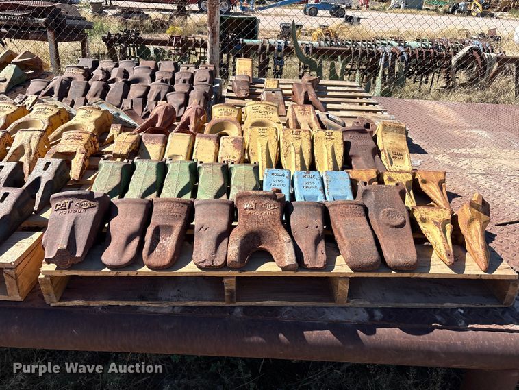 image for item EF6159 (178) bucket teeth