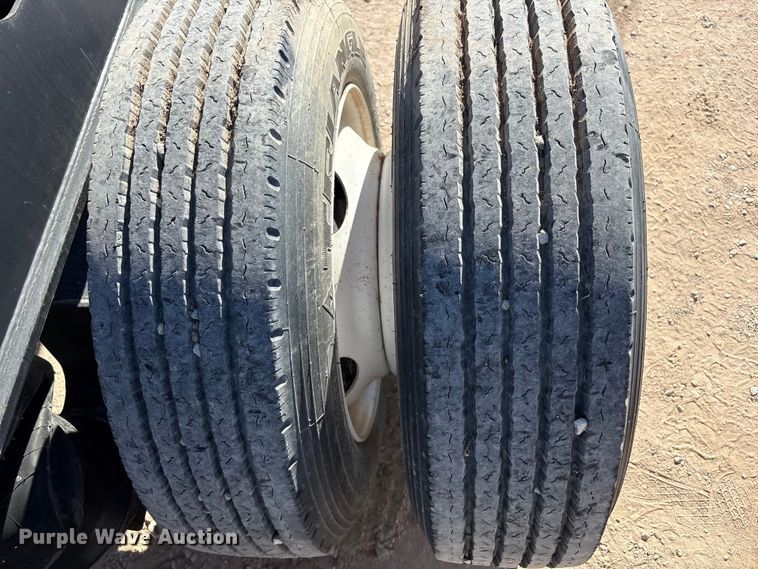 image for item EF6169 2016 Dragon jeep