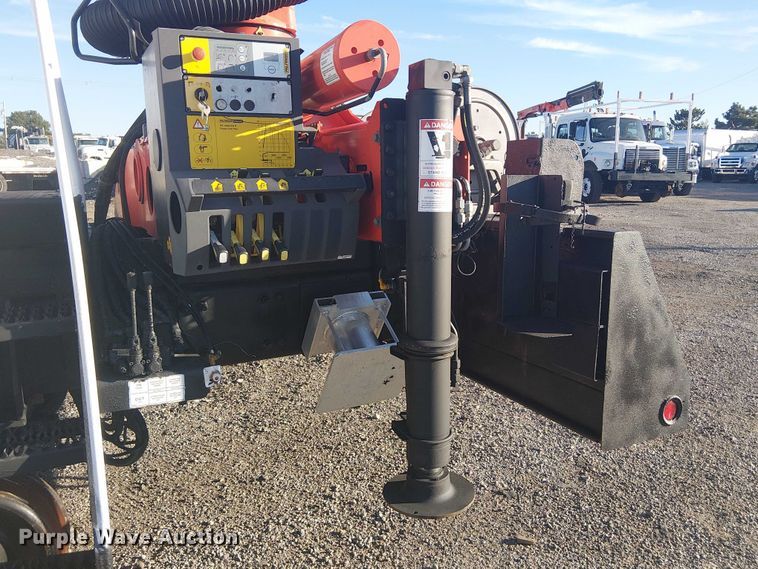 image for item EG1671 2012 Freightliner Business Class M2 Crew Cab crane truck