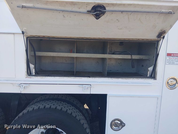 image for item EG1671 2012 Freightliner Business Class M2 Crew Cab crane truck