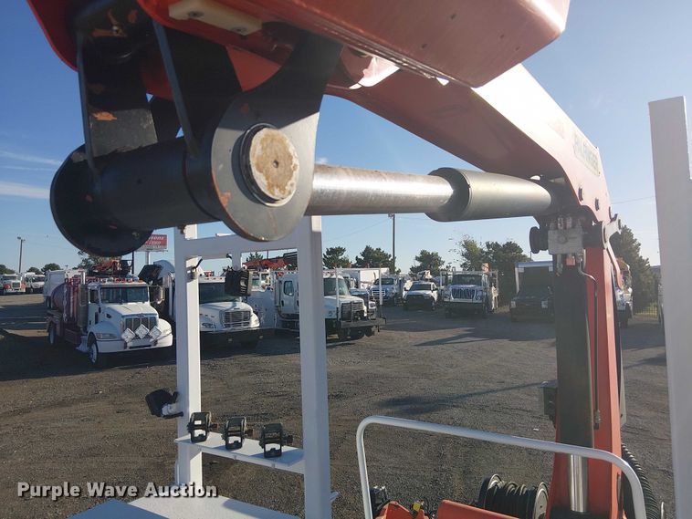 image for item EG1671 2012 Freightliner Business Class M2 Crew Cab crane truck