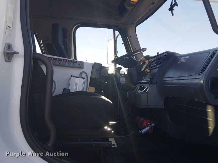 image for item EG1671 2012 Freightliner Business Class M2 Crew Cab crane truck