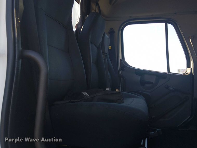 image for item EG1671 2012 Freightliner Business Class M2 Crew Cab crane truck