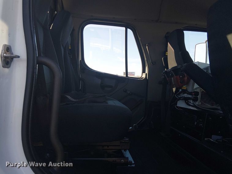 image for item EG1671 2012 Freightliner Business Class M2 Crew Cab crane truck